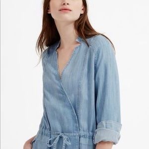 Lou & Grey Chambray Blue Lyocell Surplice Wrap Bodice Dress M